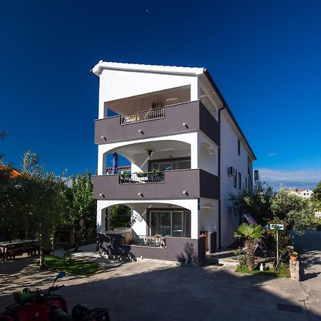 Charming Apartments Dodo Đảo Krk Ngoại thất bức ảnh
