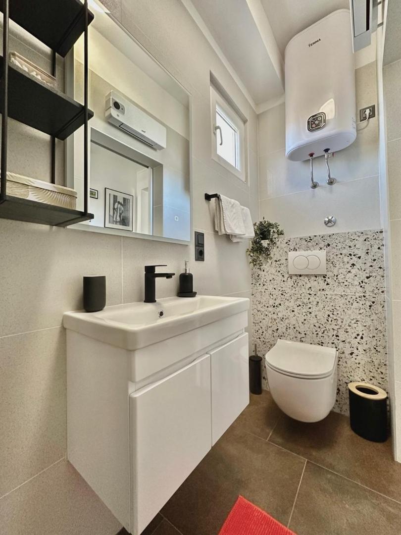 Charming Apartments Dodo Đảo Krk Ngoại thất bức ảnh