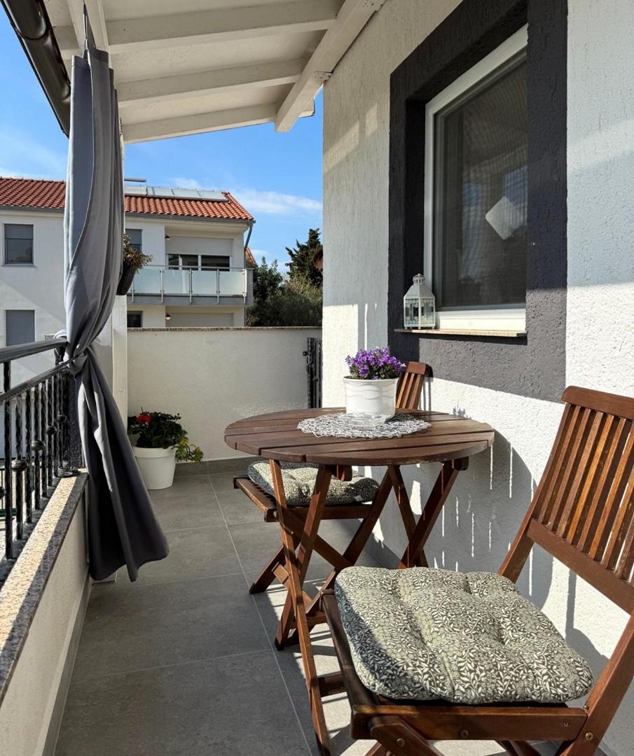 Charming Apartments Dodo Đảo Krk Ngoại thất bức ảnh